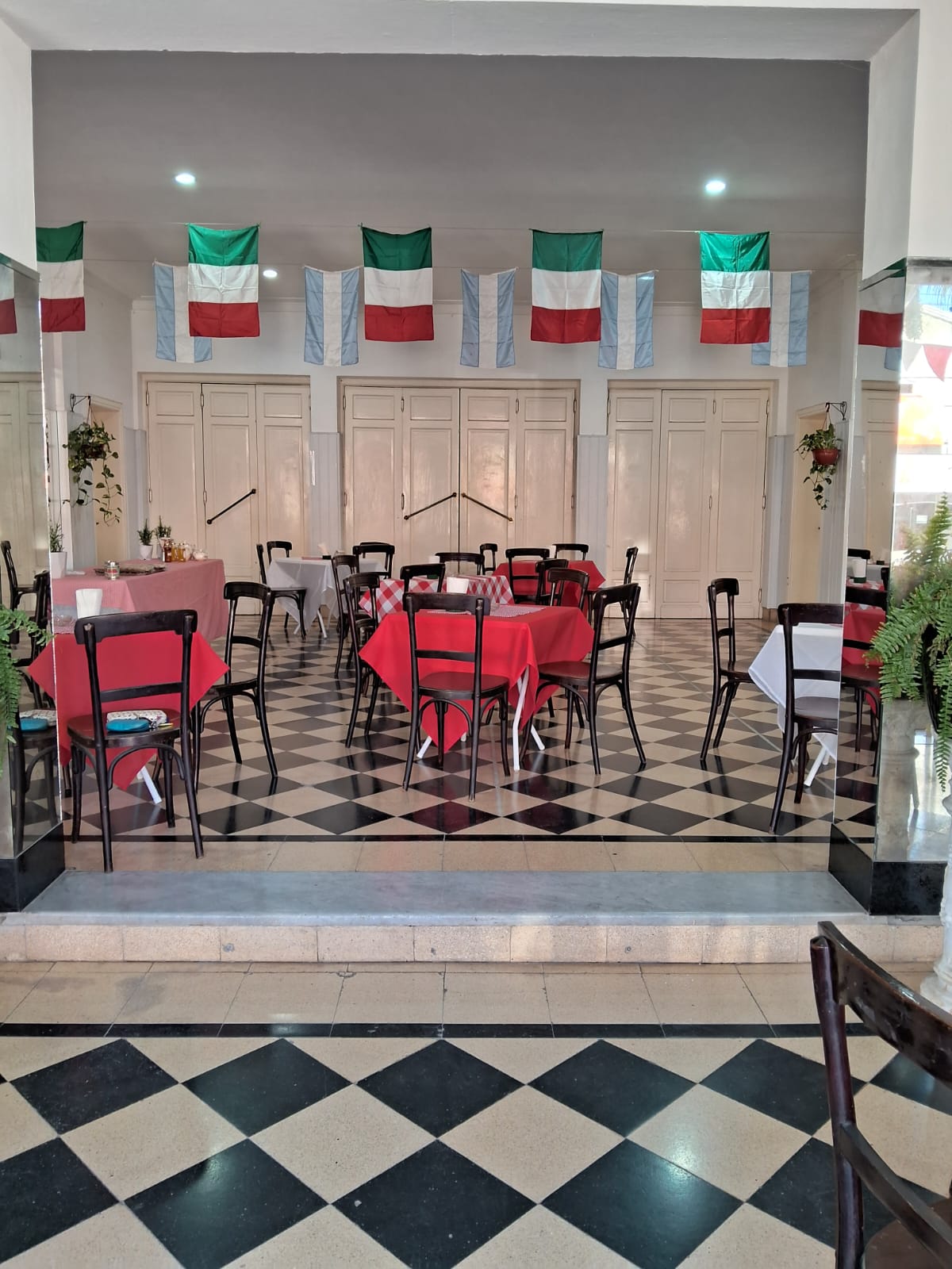 Evento en el Cine Italo